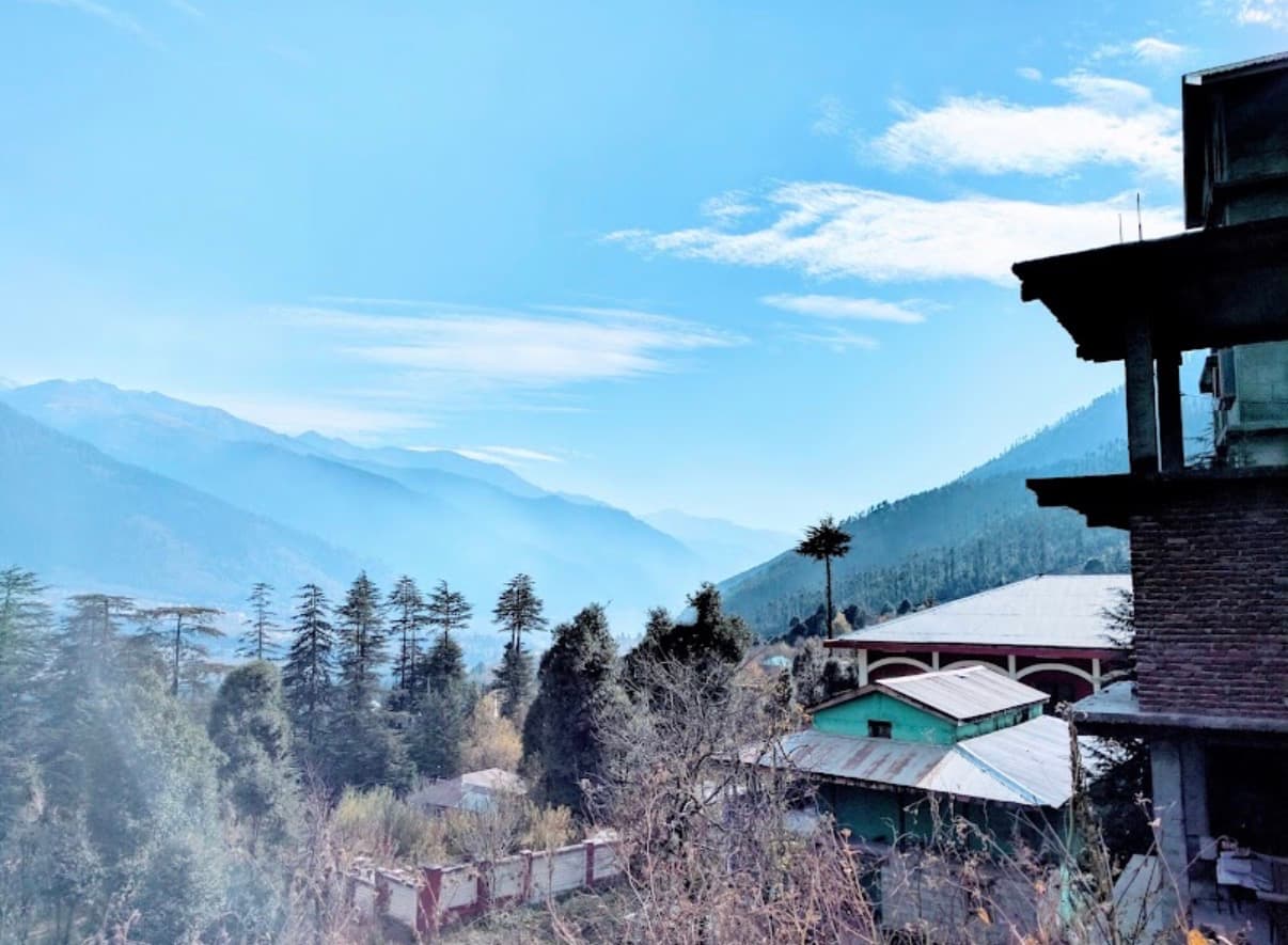 Drifters’ Inn & Café by The Hidden Tribe