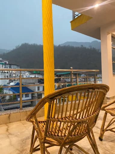 opportunity carousal item