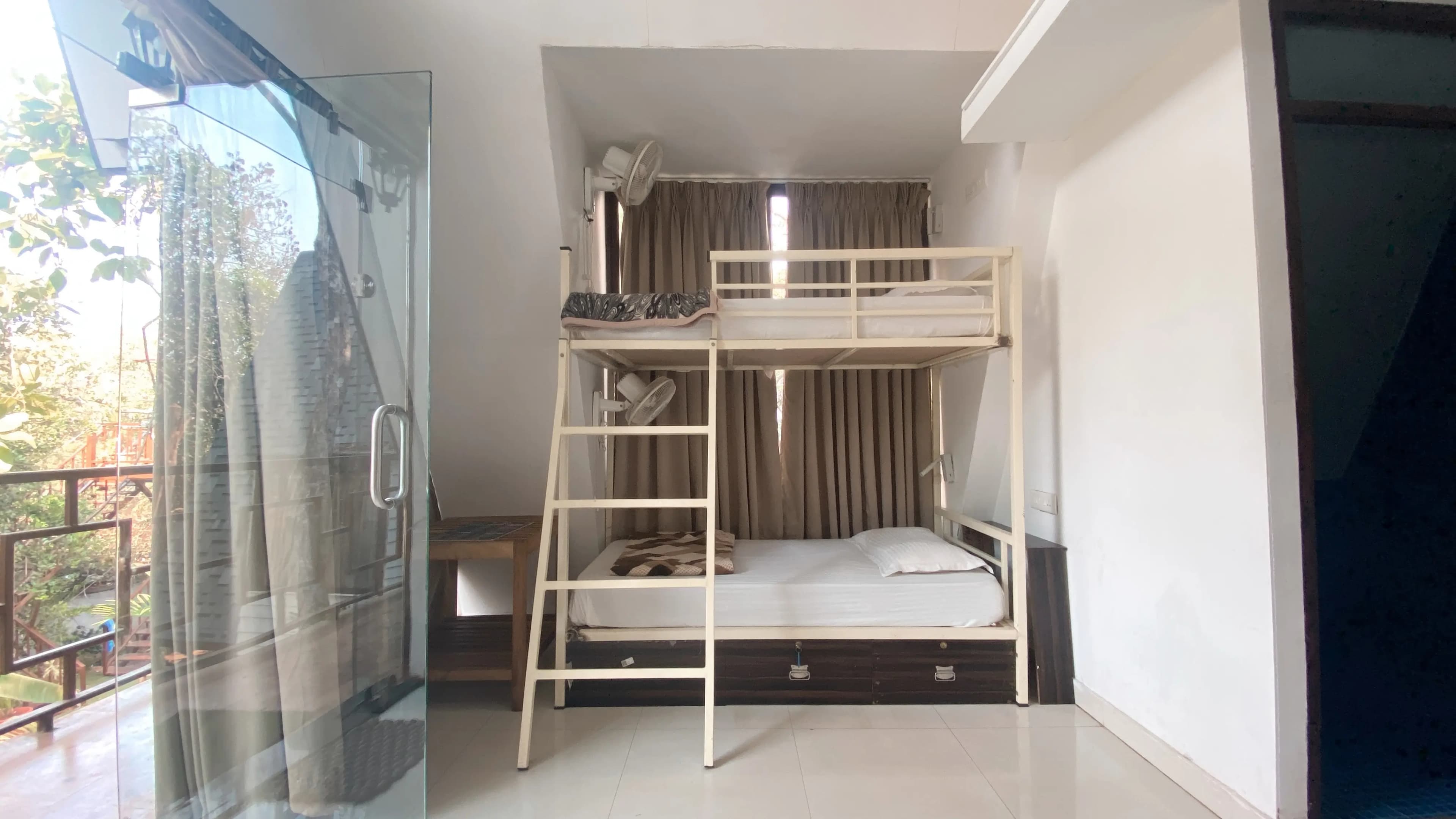 opportunity carousal item