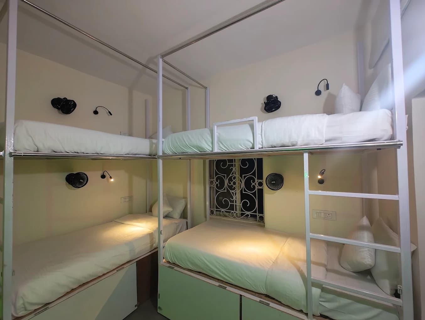 opportunity carousal item