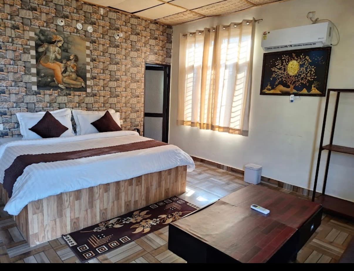 opportunity carousal item