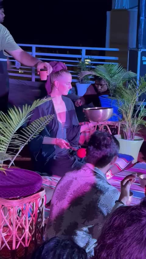 opportunity carousal item