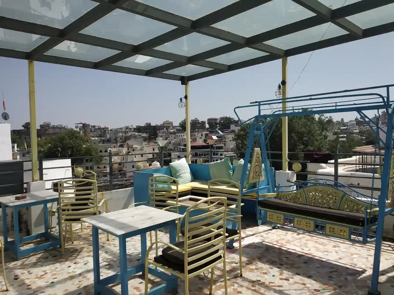 Tour Guide required in Udaipur