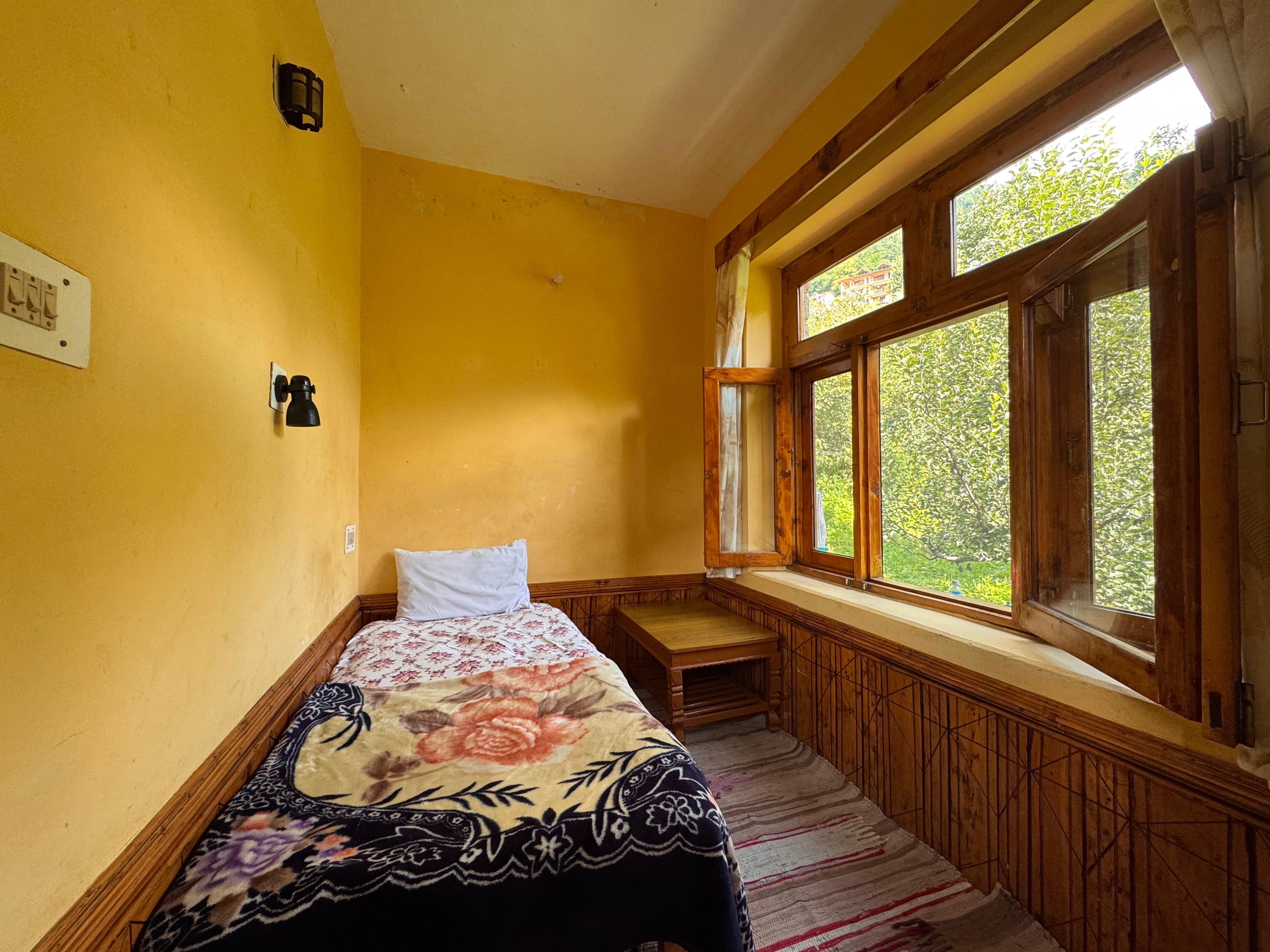 opportunity carousal item